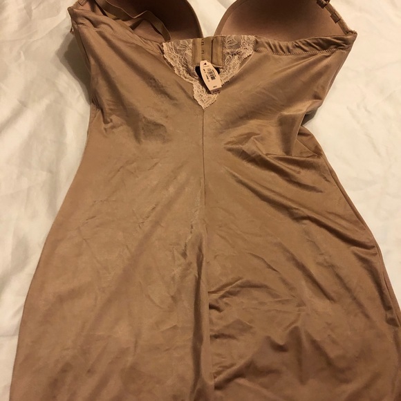 Victoria’s Secret convertible shaping slip - Picture 2 of 6